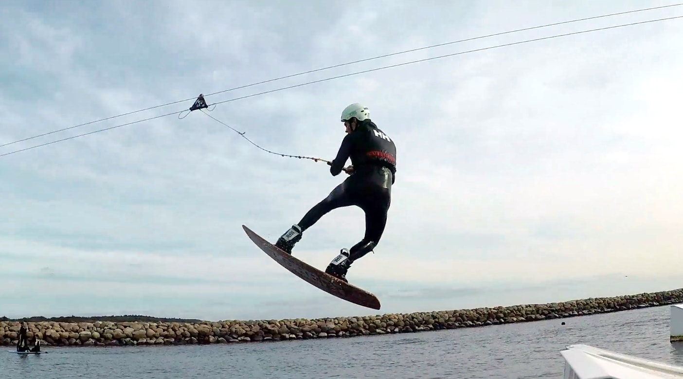 Cable park surf